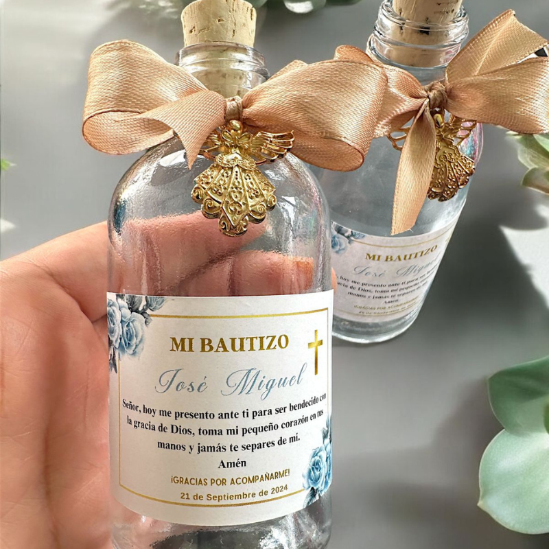 Botella para agua bendita con dije