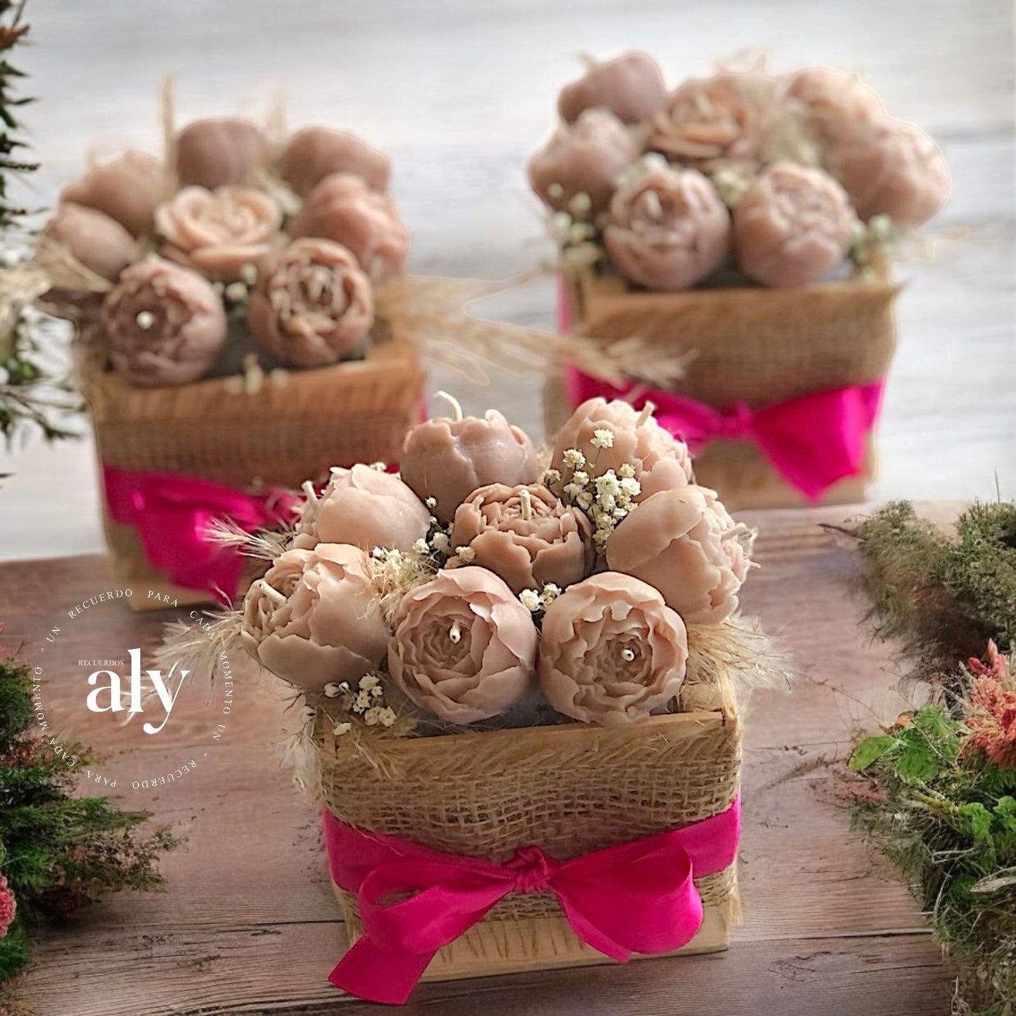 Arreglo de flores velas aromáticas